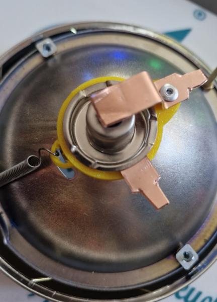 Lampenfassung P26S für 130mm Nachbauscheinwerfer !!!!!!
